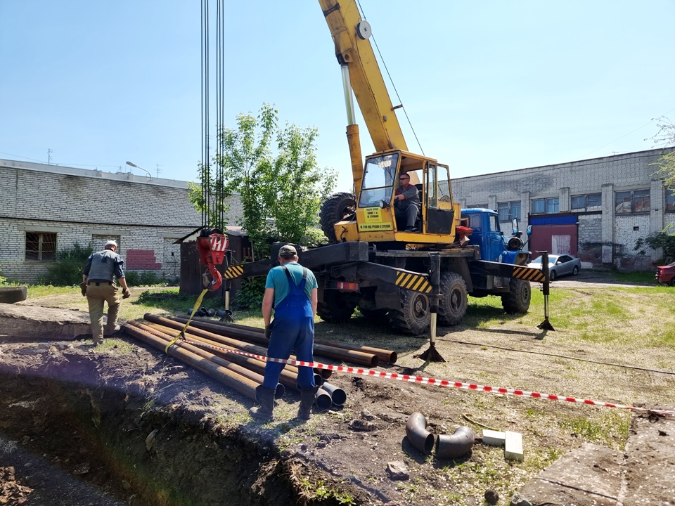 Запуск горячего водоснабжения после ремонта теплосетей в микрорайонах Заозерного и поселке Рябково на 1 июня